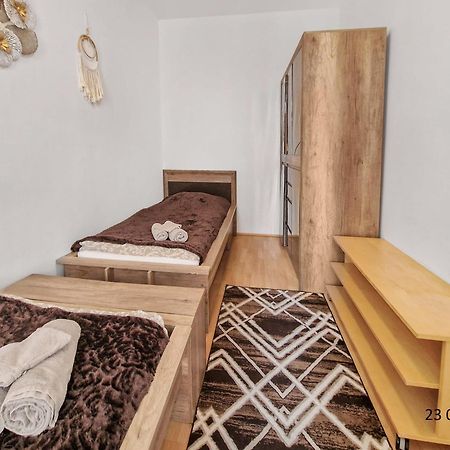Elegant Three-Bedroom Suite Виена Екстериор снимка